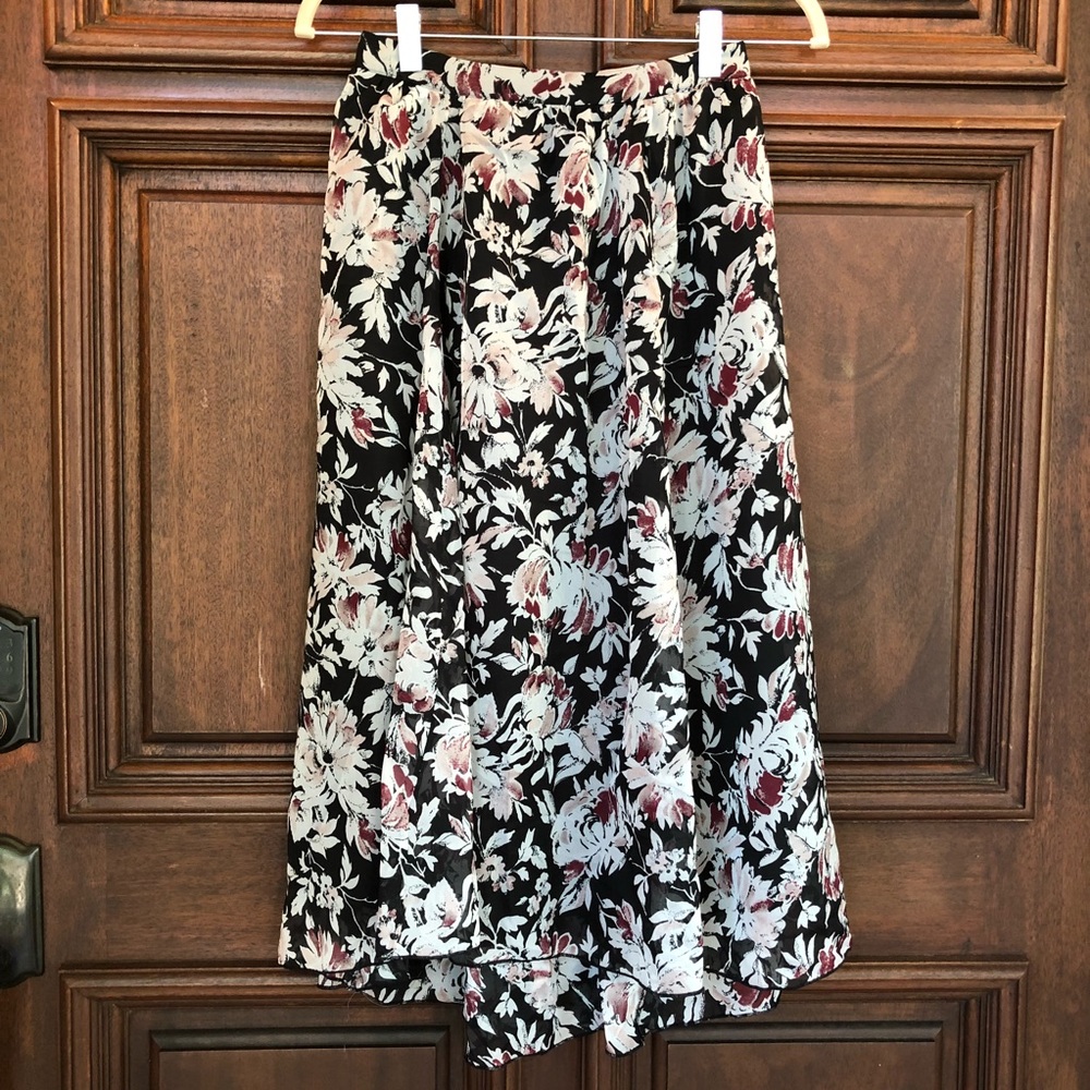 Abercrombie & Fitch *NWT* Floral Midi Skirt
